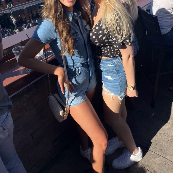 GOOD AMERICAN DENIM JUMPSUIT. SIZE 2. PERFECT CONDITON - Picture 5 of 5